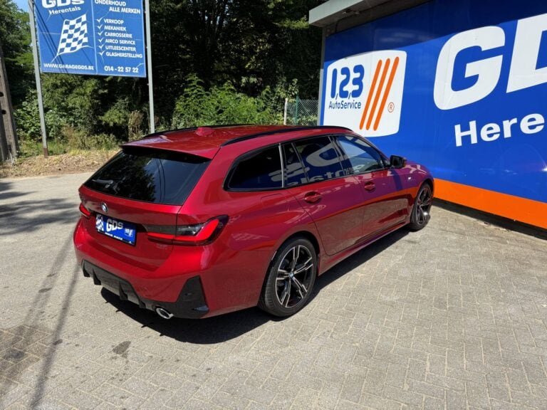 BMW 318i, foto 11