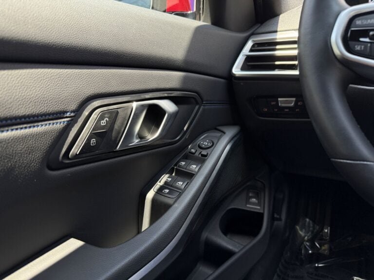 BMW 318i, foto 17